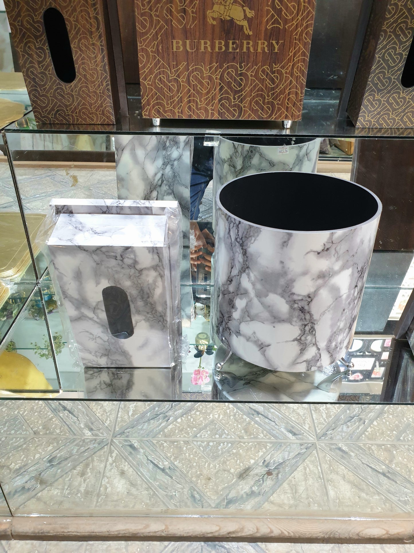 Dustbin set