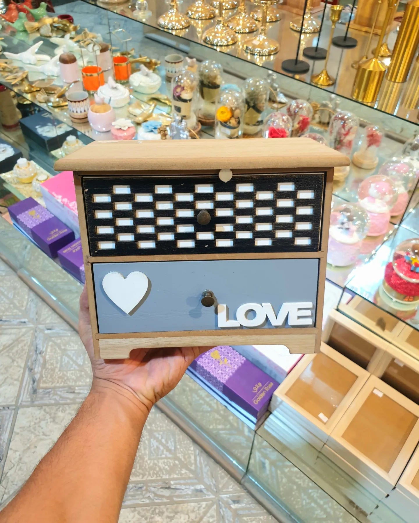 Jewellery organiser