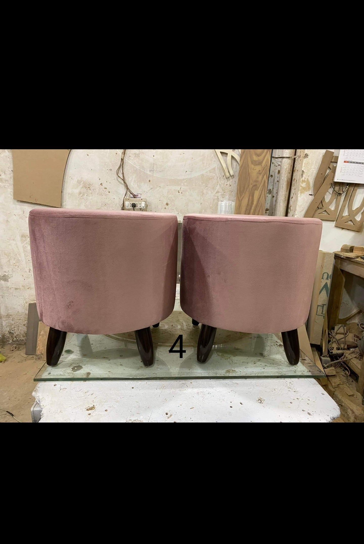 Round stools