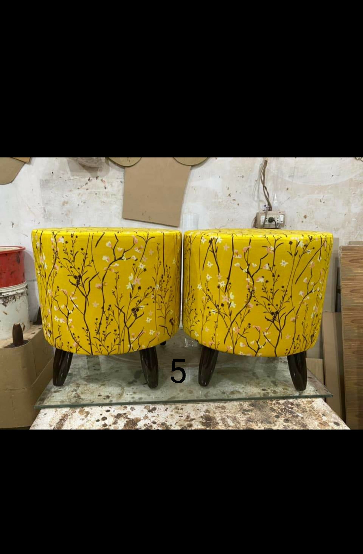 Round stools