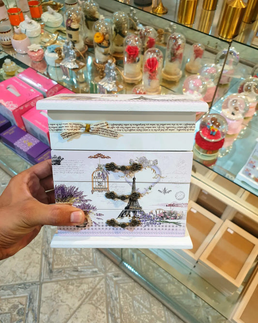 Jewellery box
