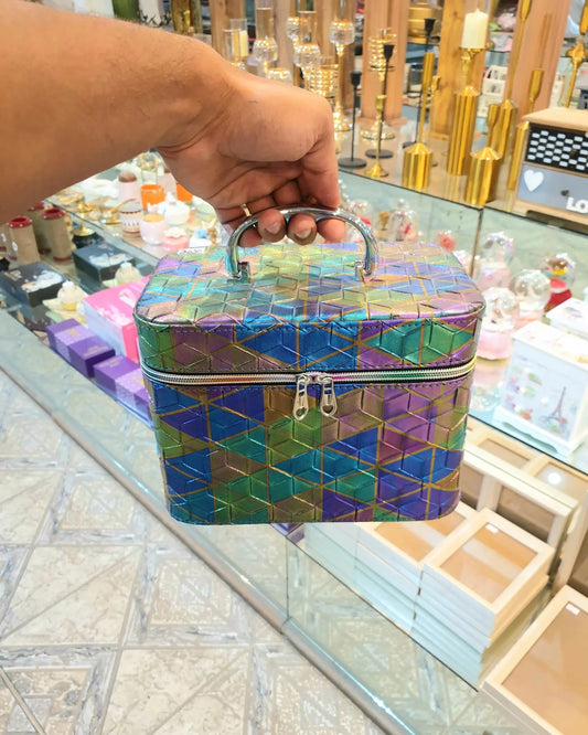 Cosmetic organizers