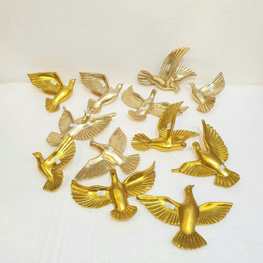 Wall hanging birds