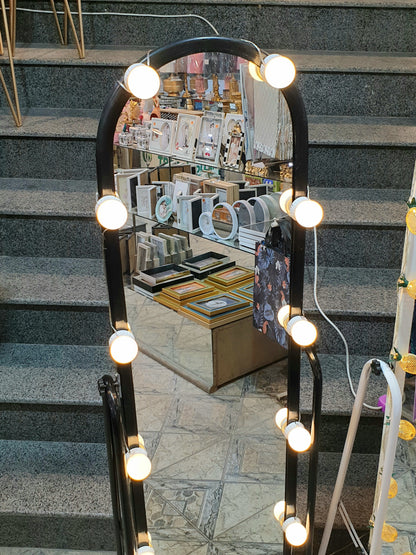 Floor mirror